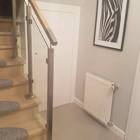 Przy Zrodelku בית אירוח *